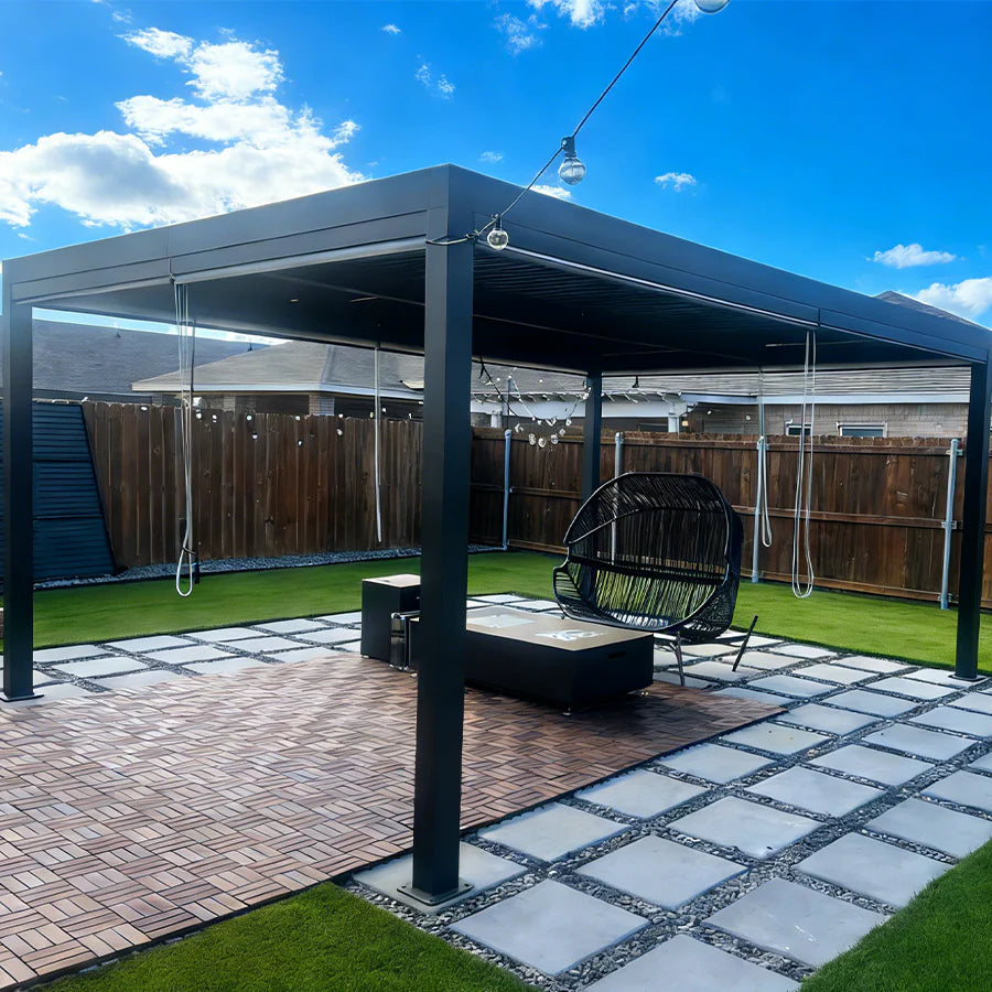 Vantira™ Adjustable Aluminum Louvered Pergola