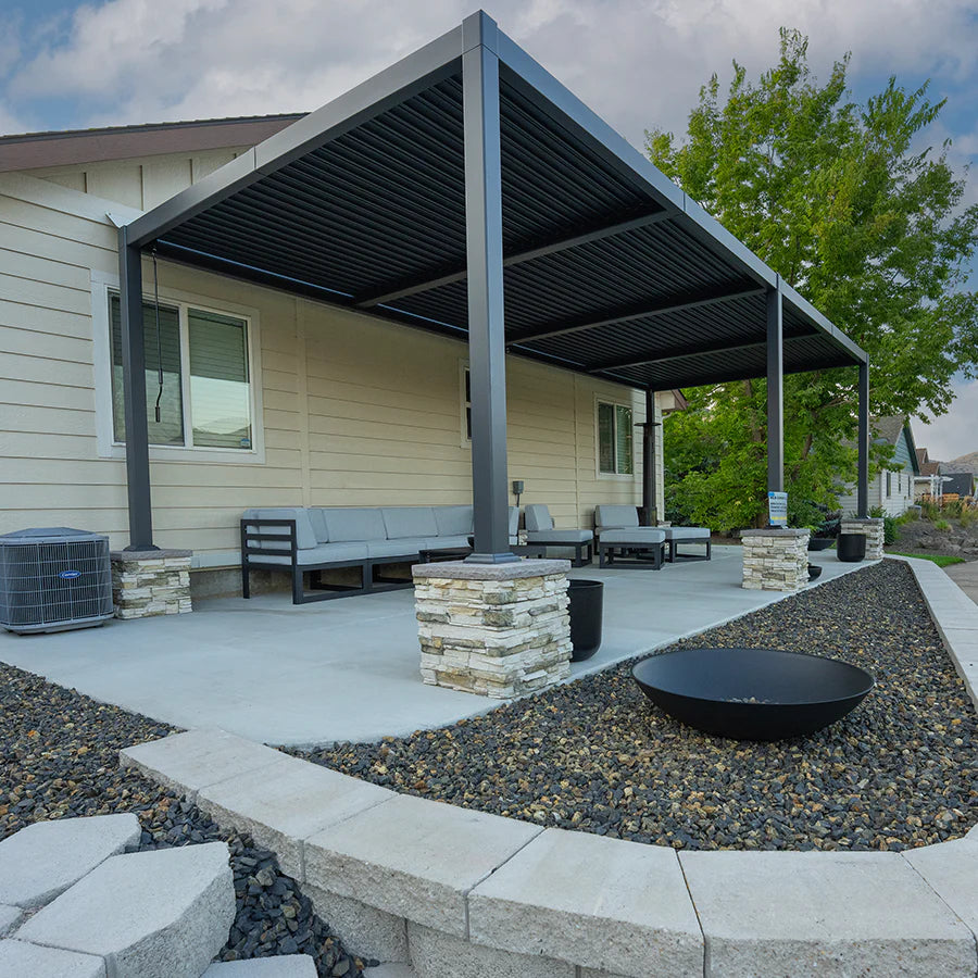 Vantira™ Adjustable Aluminum Louvered Pergola